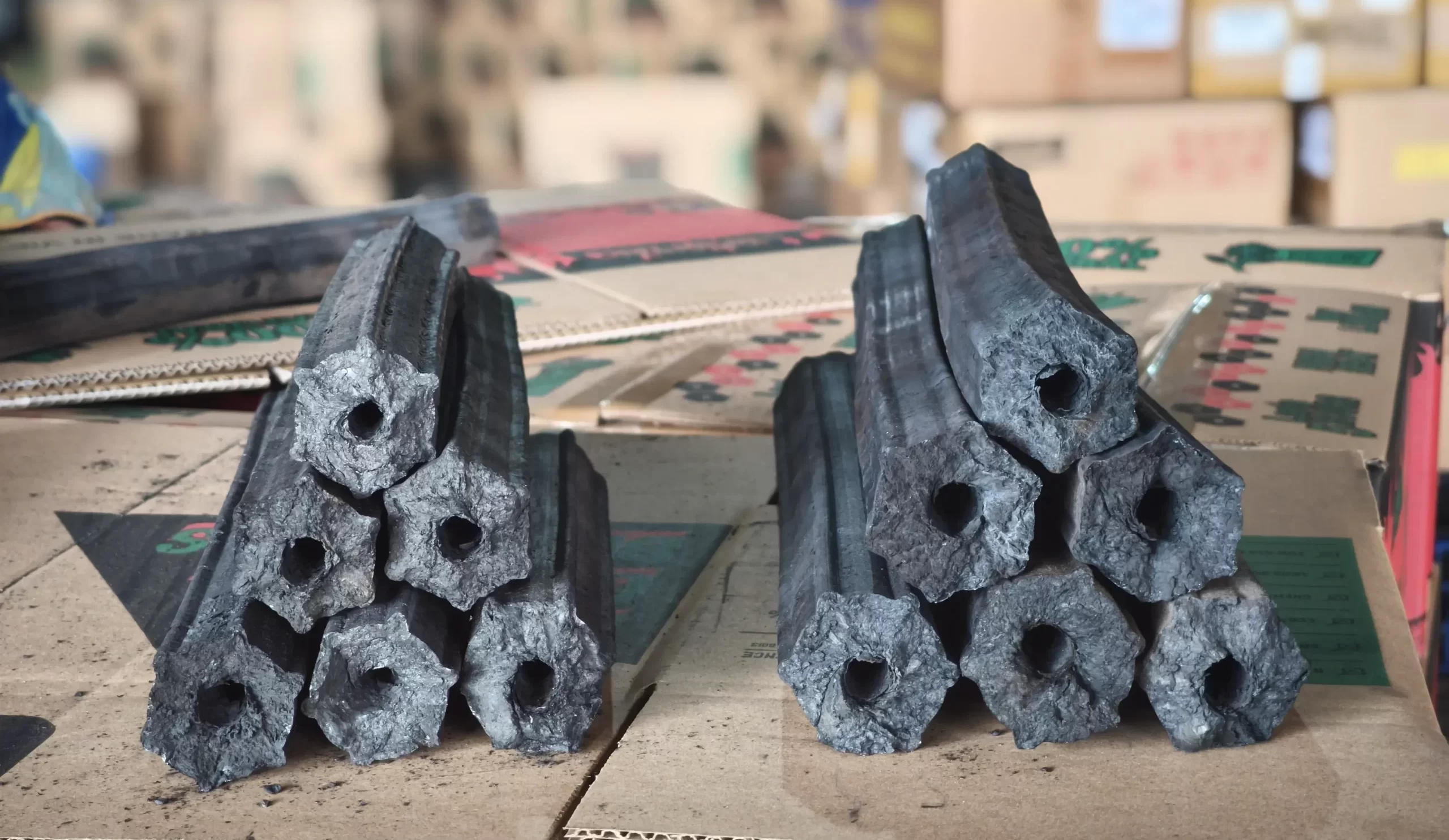 6-edge Sawdust Charcoal Grade A1 and A2