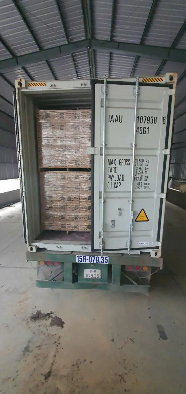 Strictly Tested Vietnam Firewood - ベトナム産薪